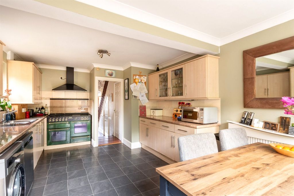 Property photo 1 of 17 Picture No. 15