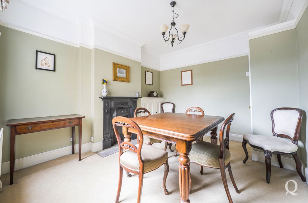 Property photo 2 of 24 230B6795-961B-45c...