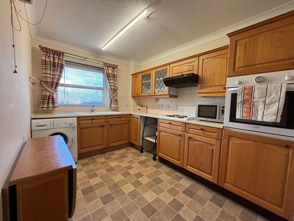 Property photo 3 of 9