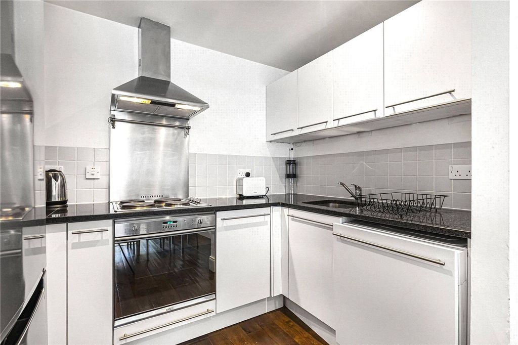Property photo 3 of 17 Picture No. 03
