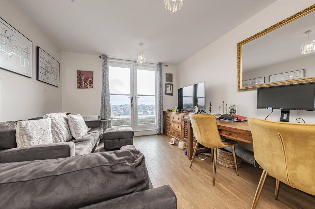 Property photo 3 of 12 Picture No. 3