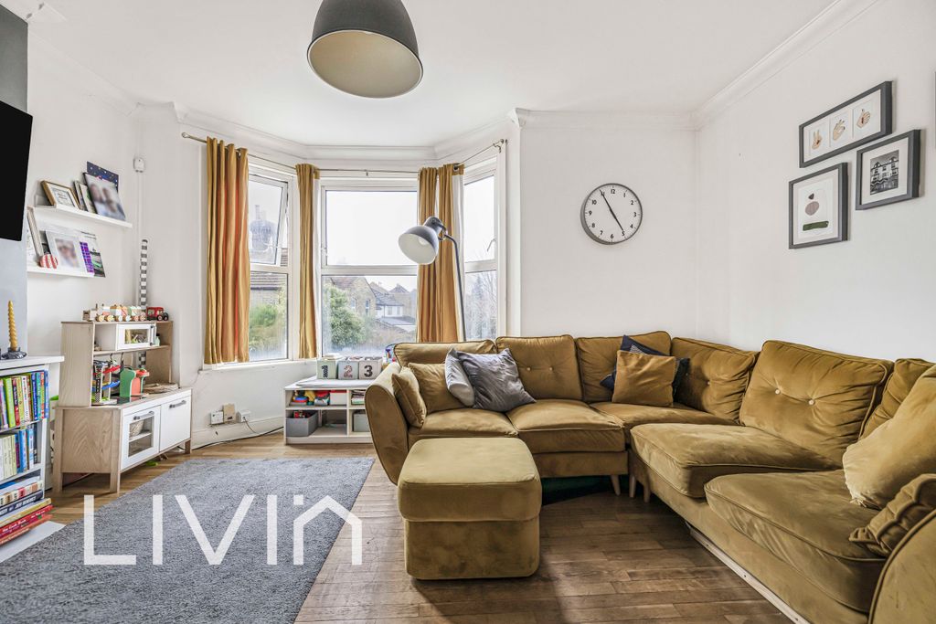 Property photo 3 of 14 120A9922