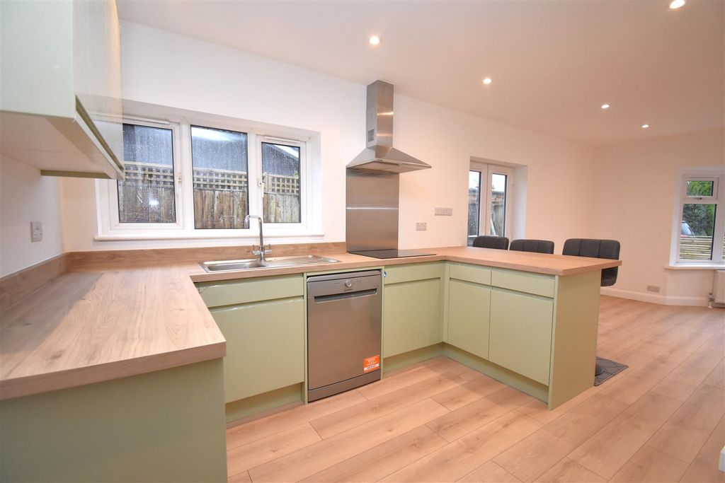 Property photo 1 of 12 Dsc_0119.Jpg