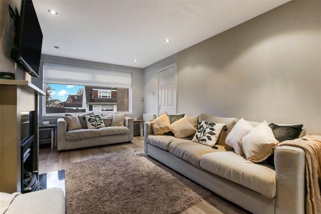 Property photo 3 of 19 Picture No. 03