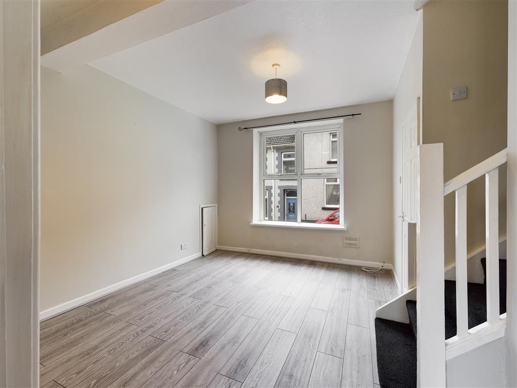 Property photo 2 of 9 Living Room