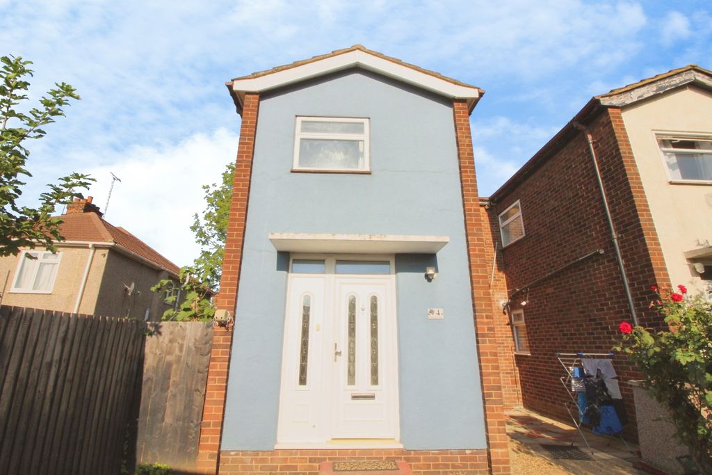 Property photo 1 of 13 External 1.Jpg