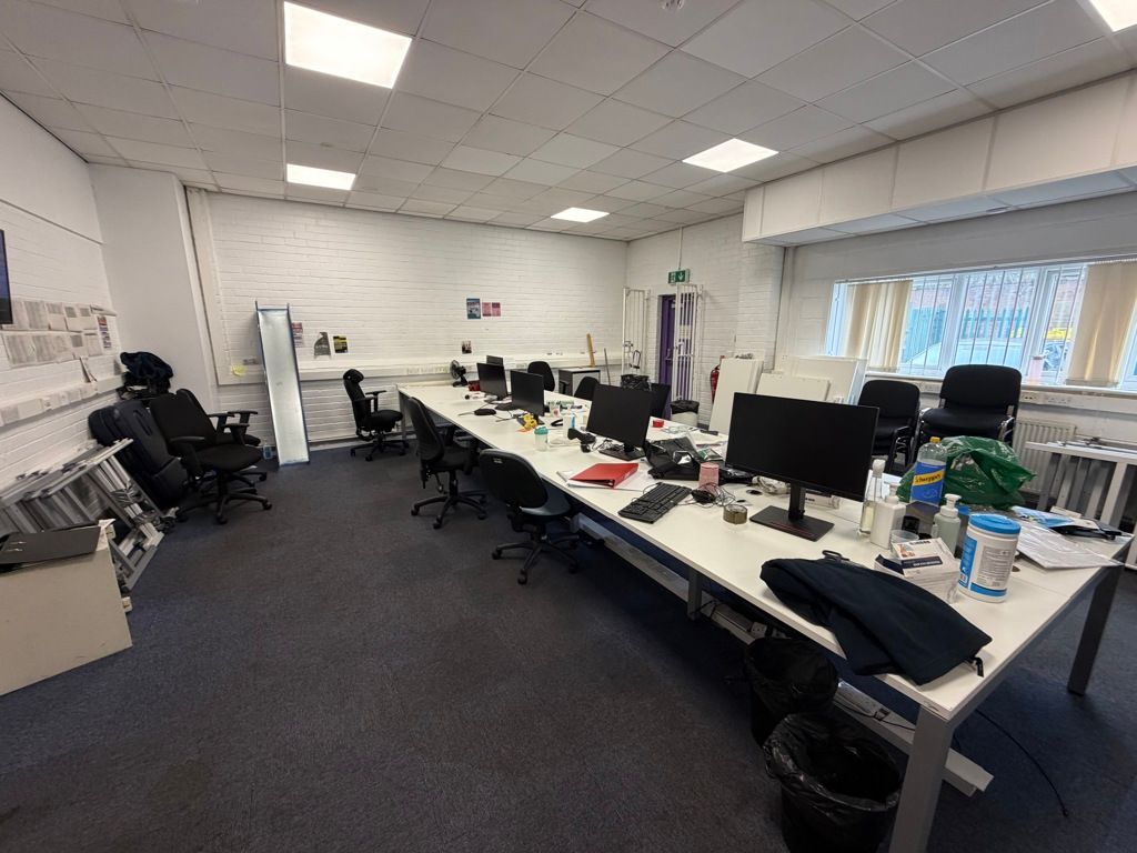 Property photo 2 of 9 Photo 3