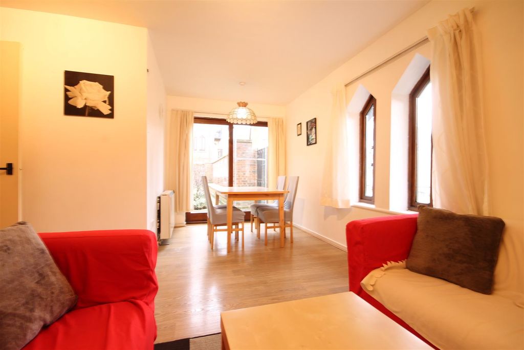 Property photo 2 of 9 3.Jpg
