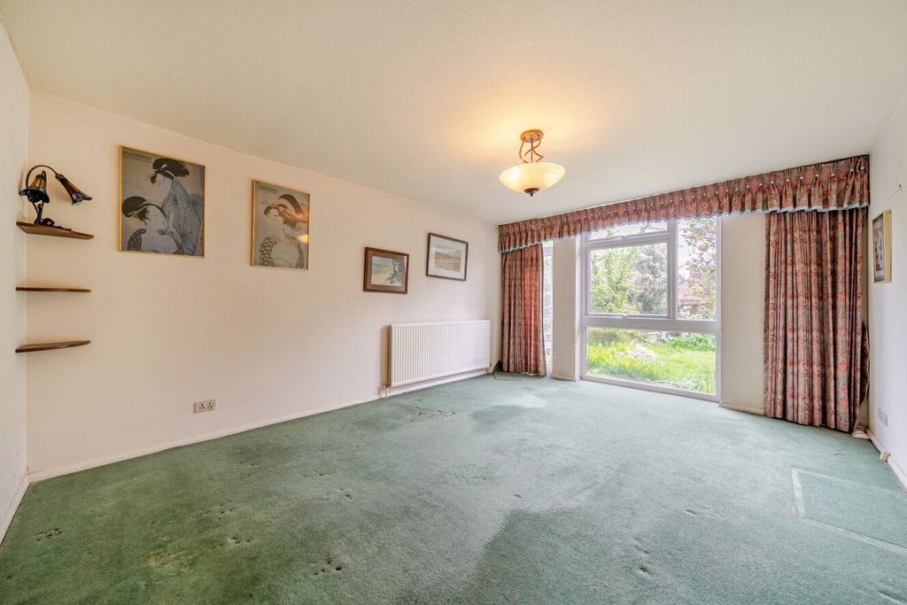 Property photo 1 of 8 Picture No. 08