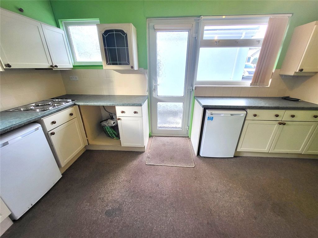 Property photo 3 of 23 Picture No. 01