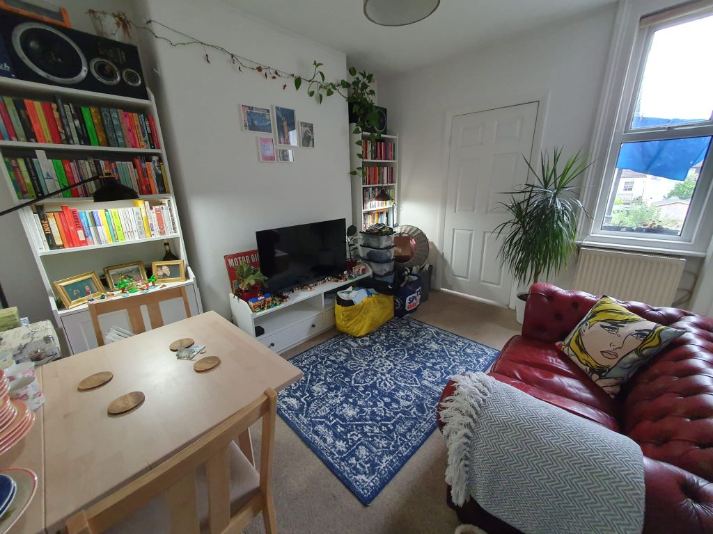 Property photo 1 of 6