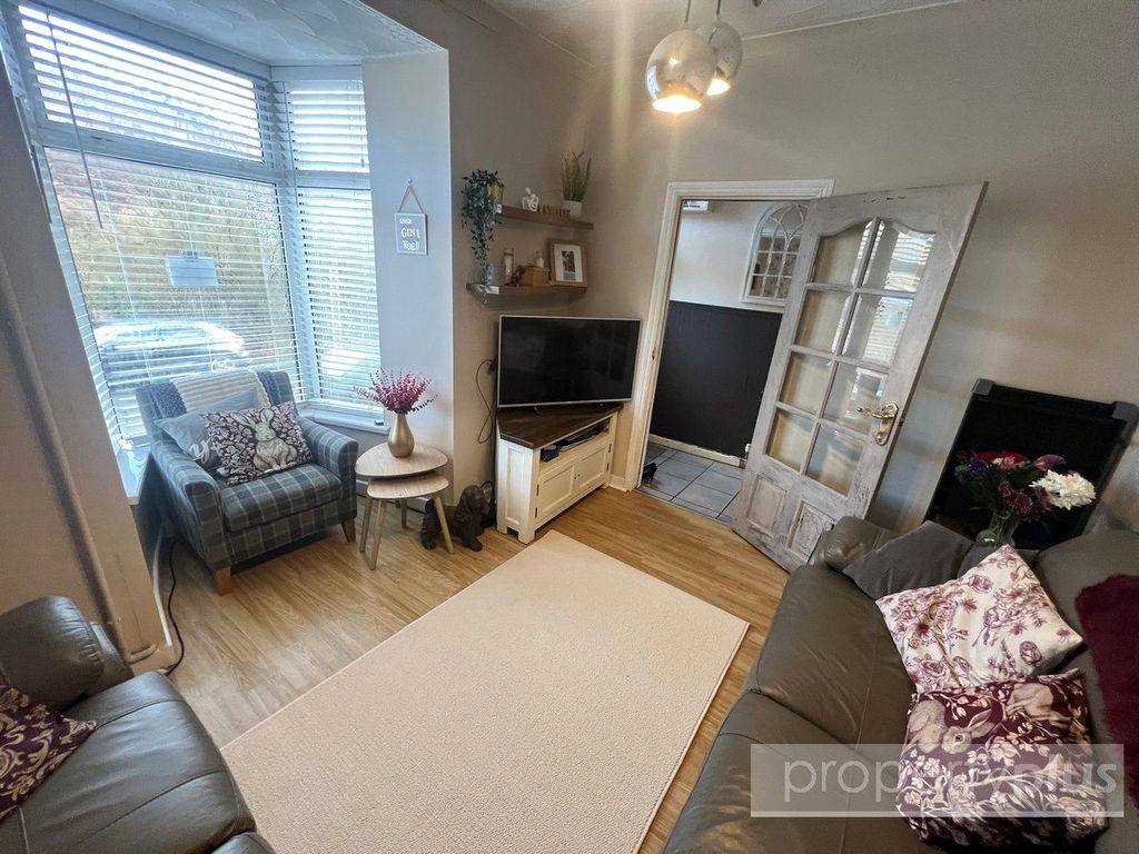 Property photo 1 of 13 Picture No. 08