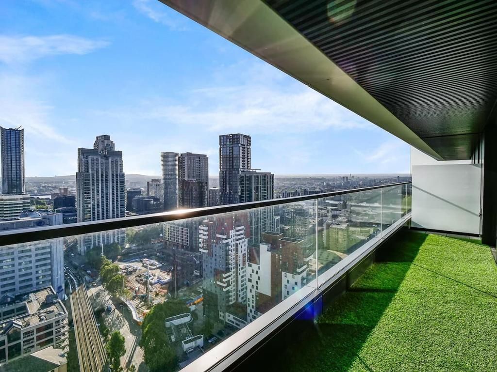 Property photo 2 of 11 Photo 2