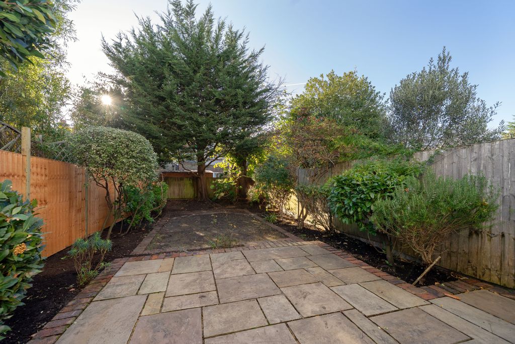 Property photo 3 of 14