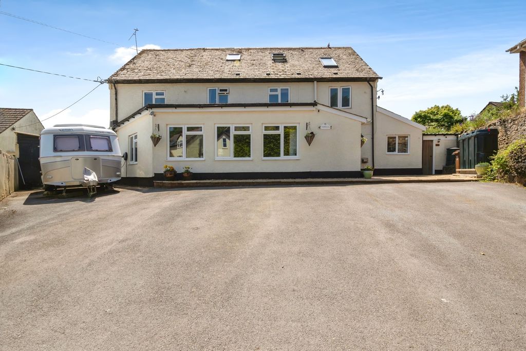Property photo 1 of 17 Photo