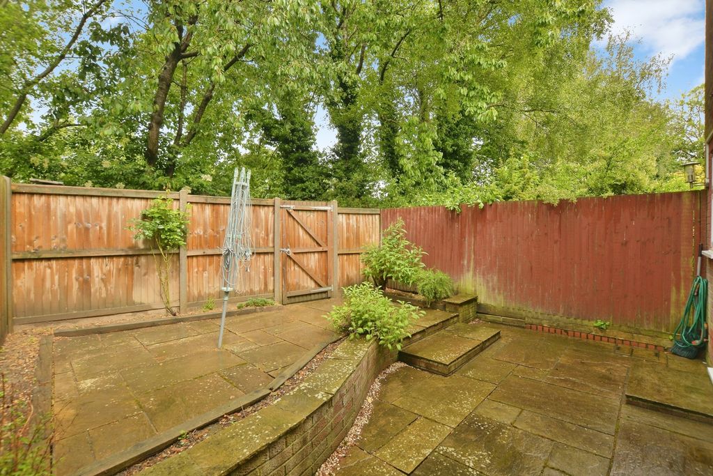 Property photo 2 of 12 Rear