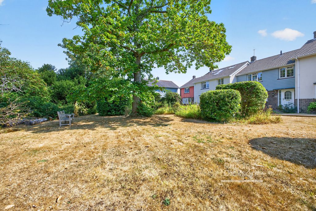 Property photo 2 of 19 Pbox-Img.Jpg