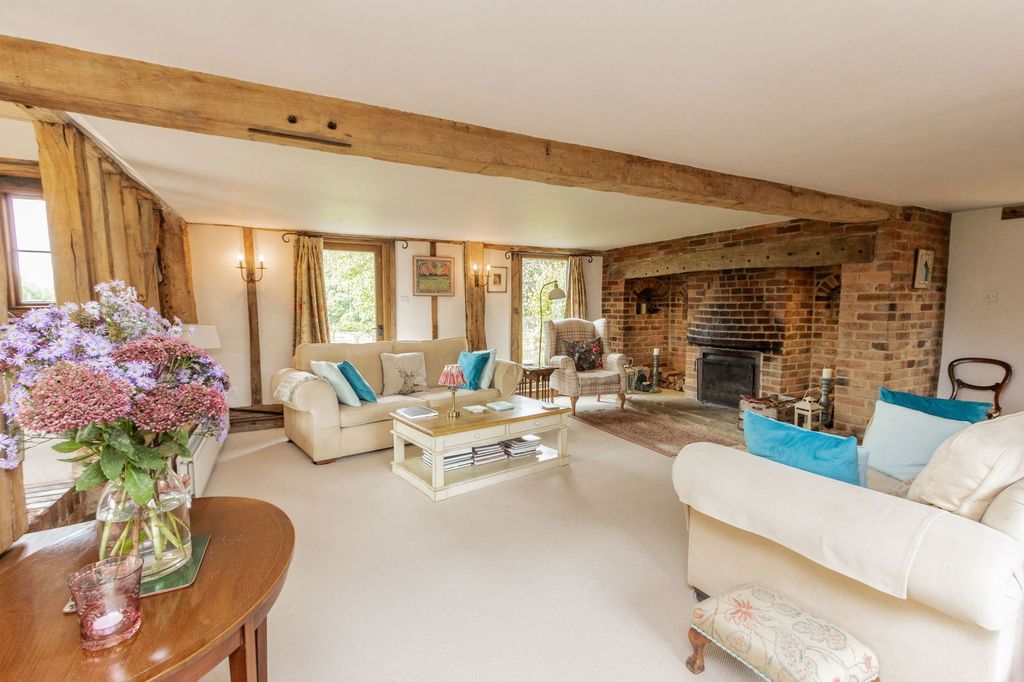 Property photo 3 of 17