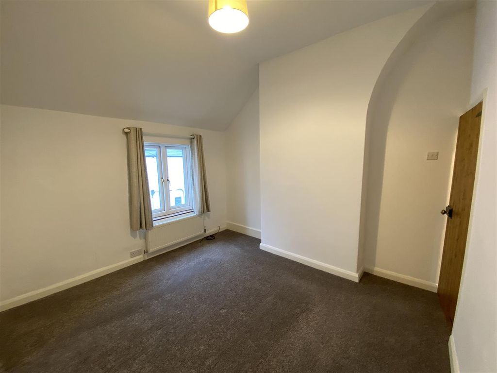 Additional image 12 of 2 bed terraced house to rentGladstone Street, Mold CH7
