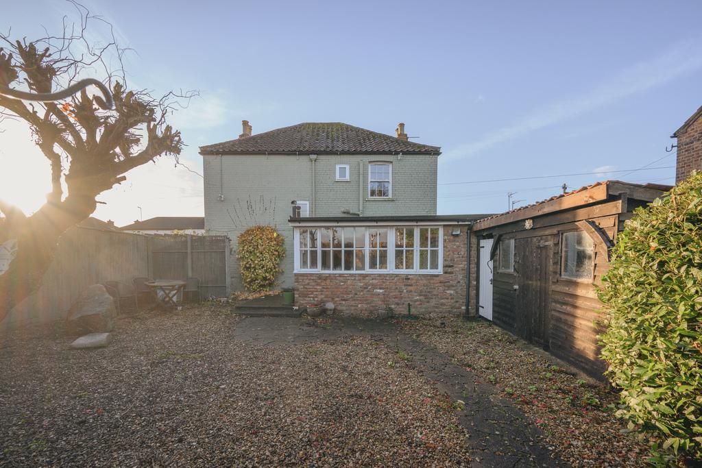 Property photo 3 of 21