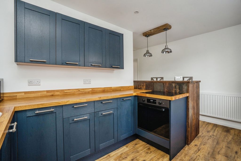 Property photo 1 of 13 Pbox-Img.Jpg