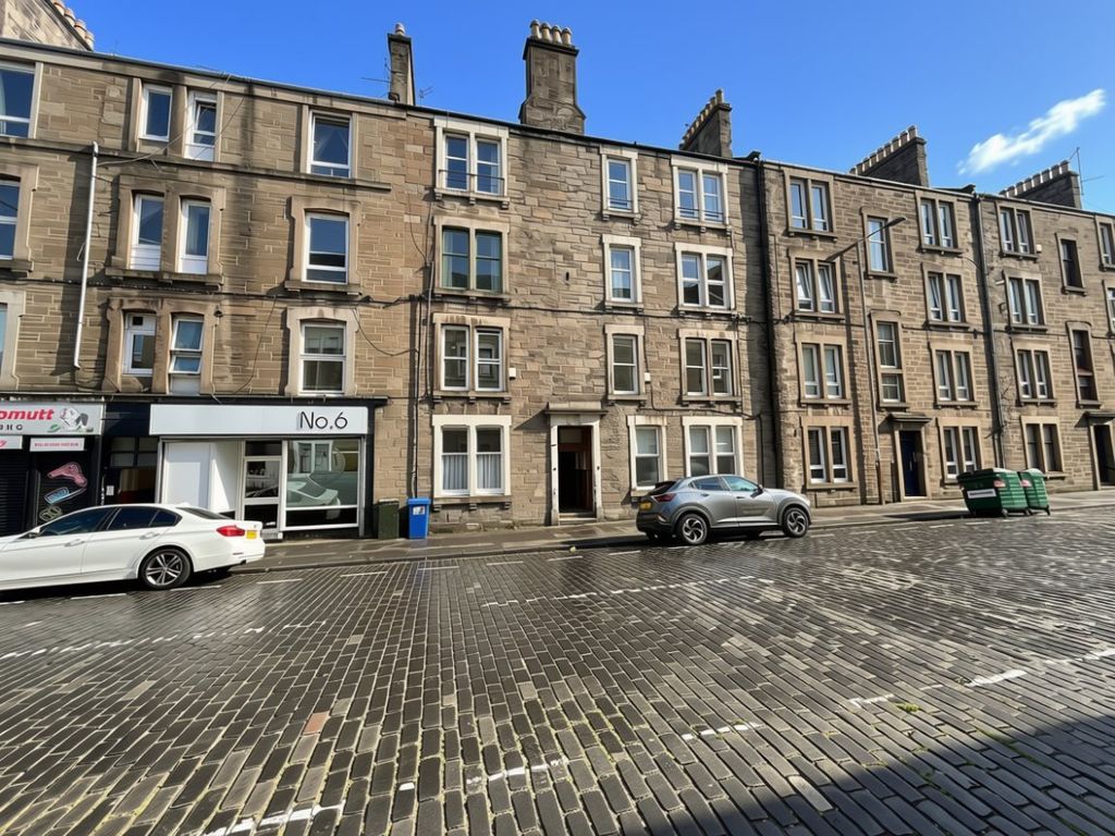 Property photo 1 of 12 Seafeild Road Broughty Ferry