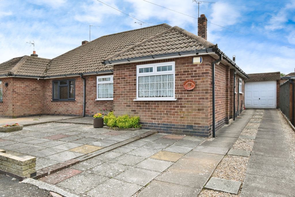 Property photo 1 of 17 Front