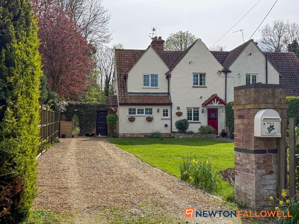 Property photo 1 of 26