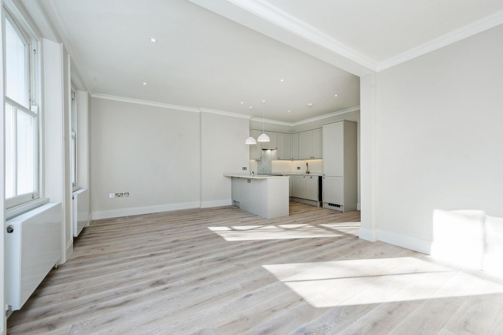 Property photo 1 of 13 Reception/Kitchen  (Main)