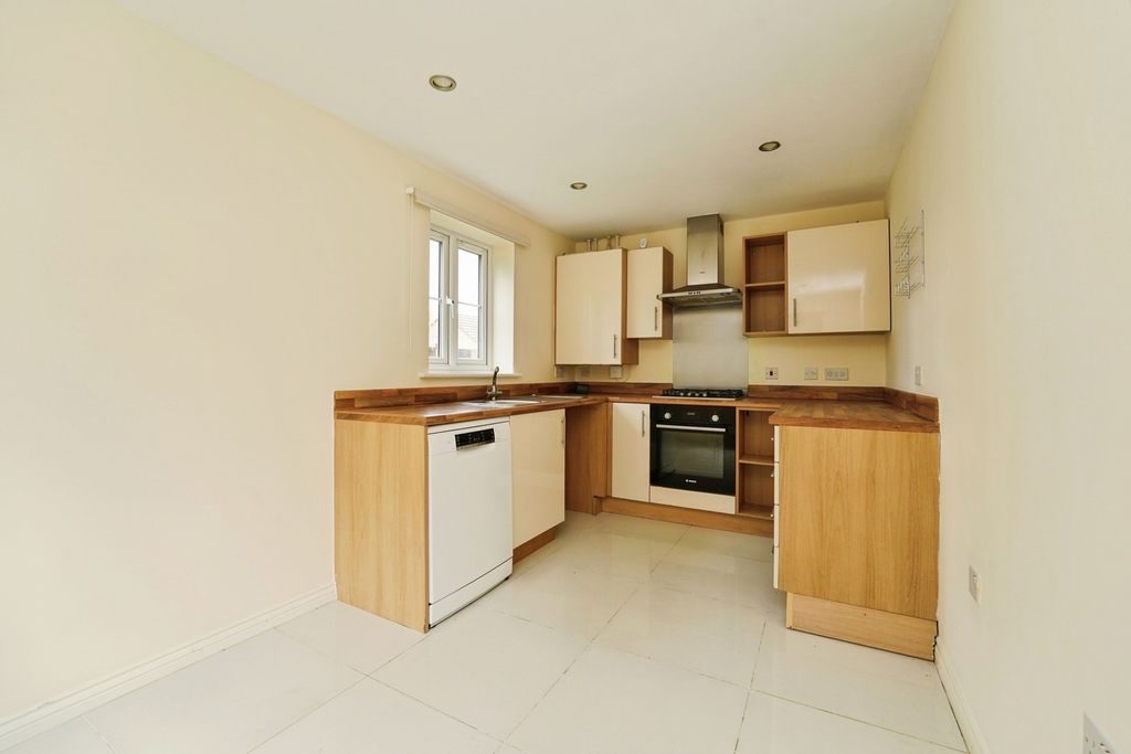Property photo 3 of 15 Pbox-Img.Jpg