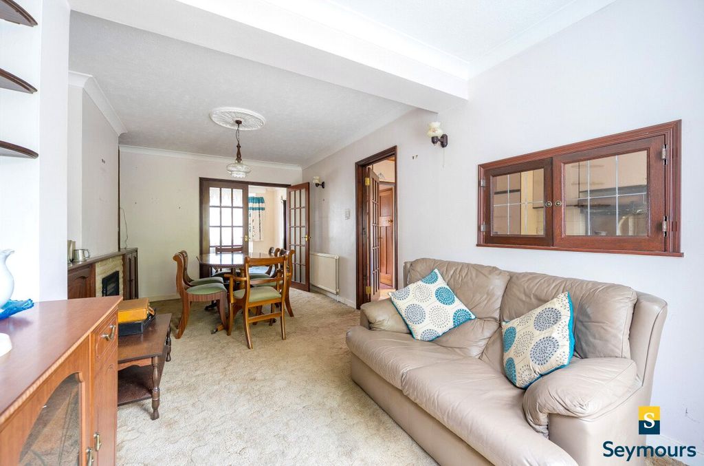 Property photo 2 of 13 Family/Dining Room