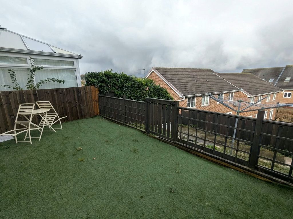 Property photo 2 of 12 Back Garden