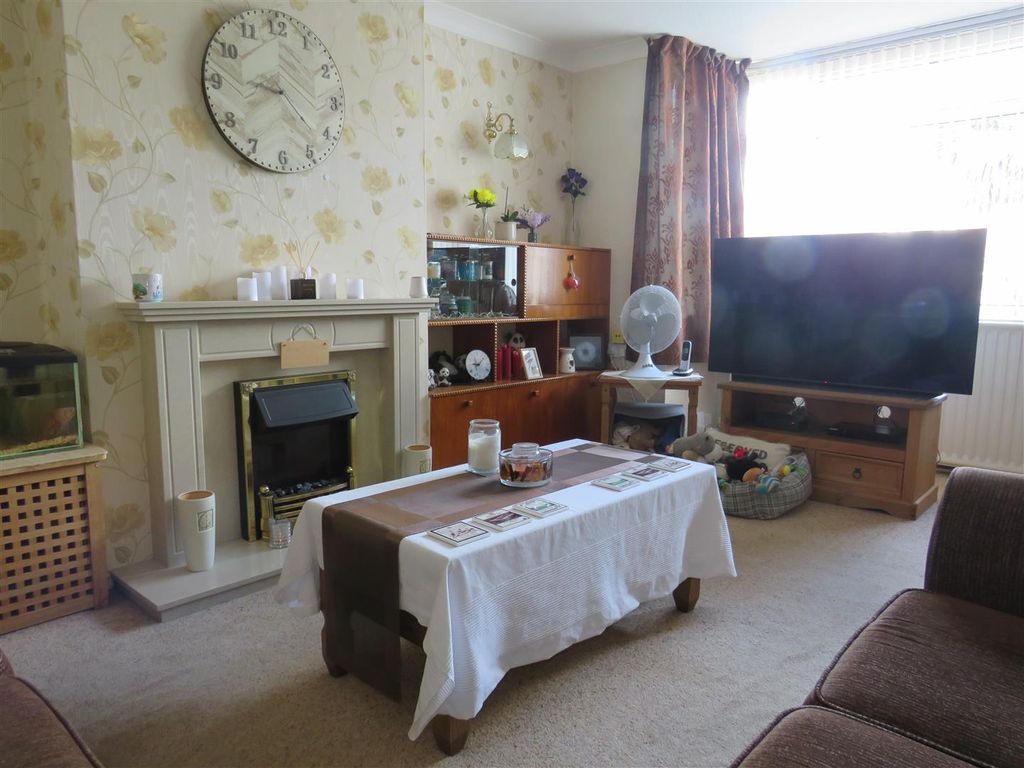 Property photo 3 of 12 Img_1885.Jpg