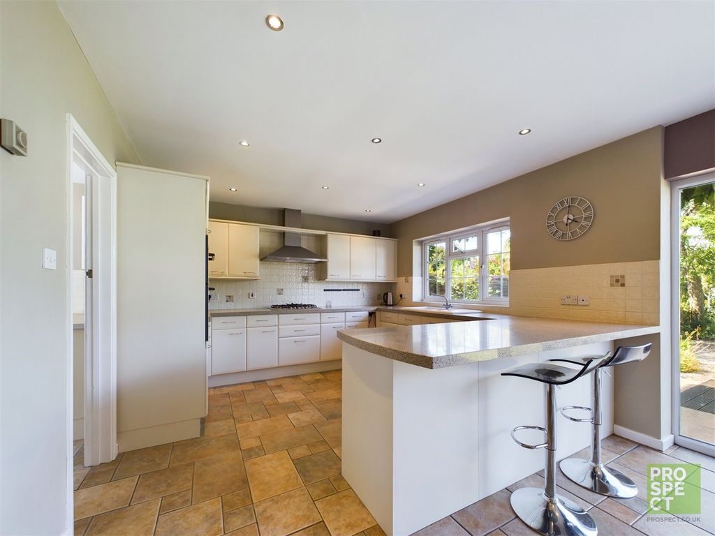 Property photo 3 of 16 Picture No. 30