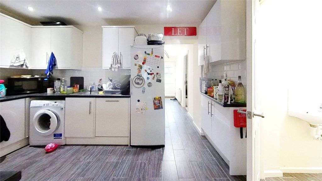 Property photo 3 of 15 Picture No. 19