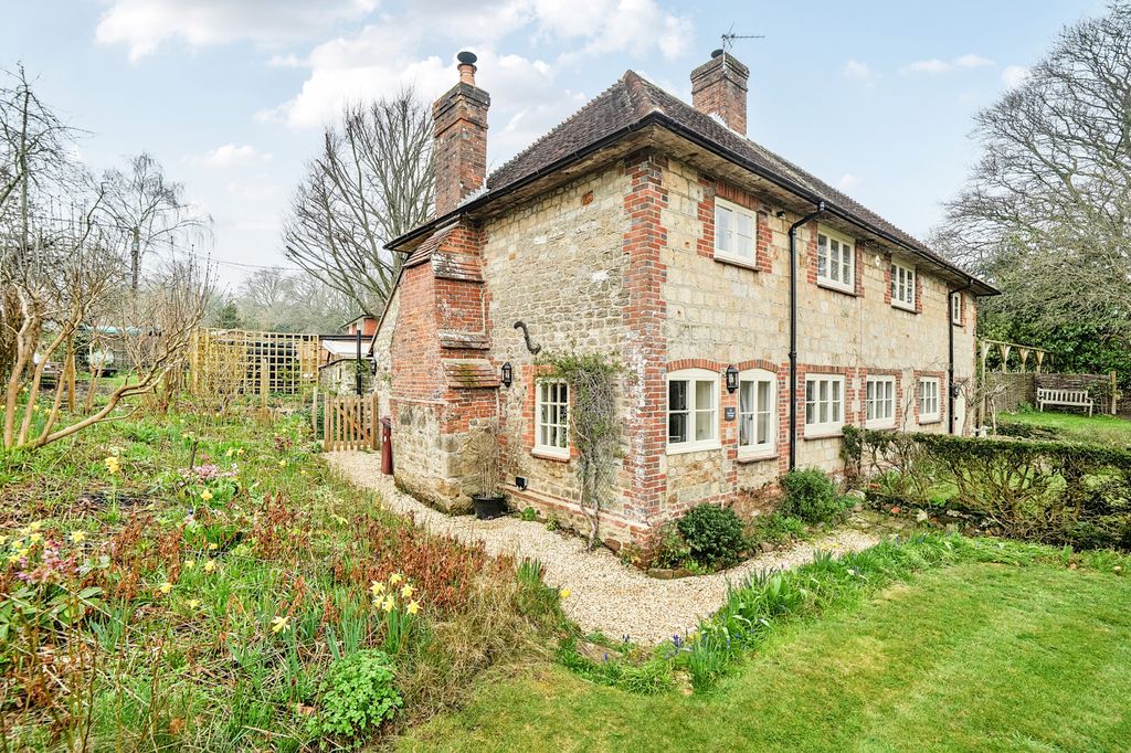 Property photo 1 of 8 1