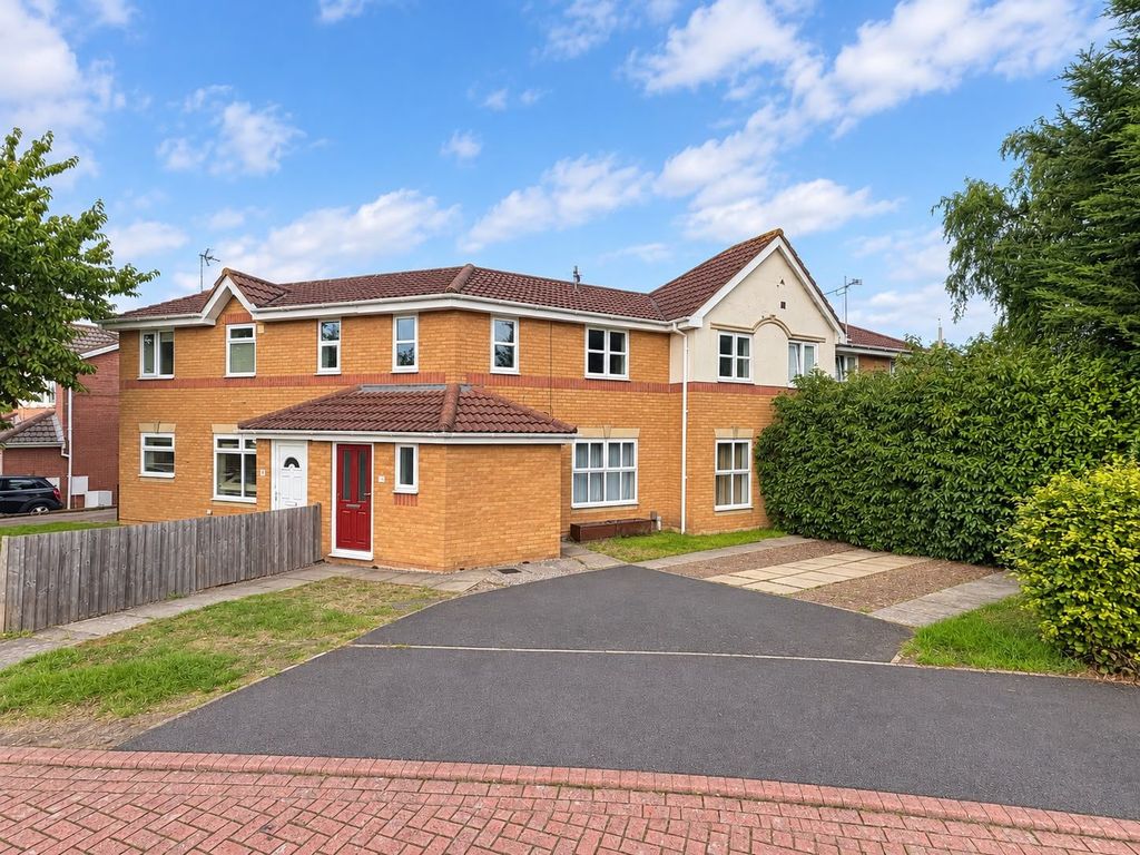 Property photo 1 of 17