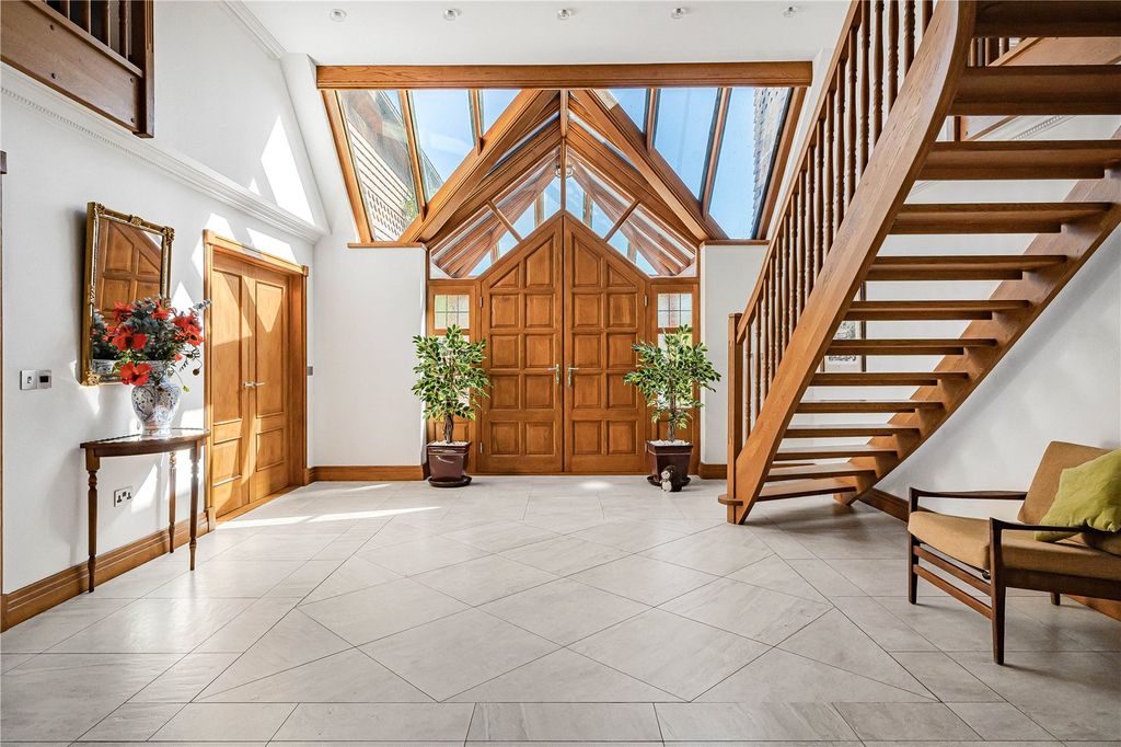 Additional image 5 of 7 bed detached house for saleAbney Court Drive, Bourne End, Buckinghamshire SL8