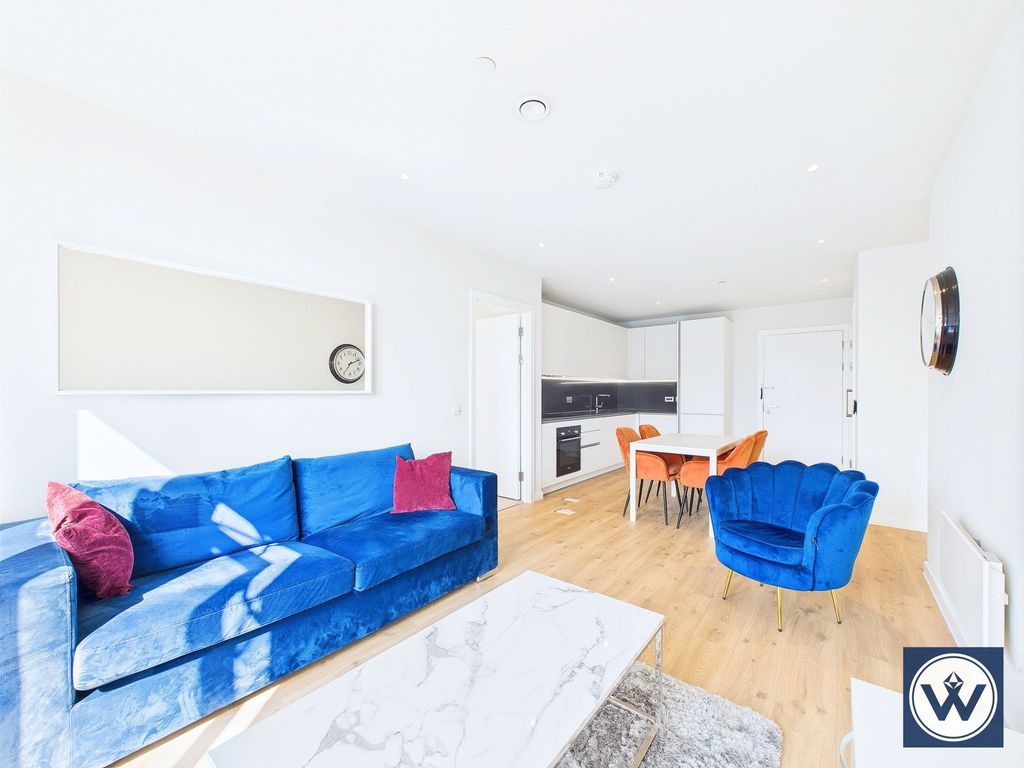 Property photo 2 of 12