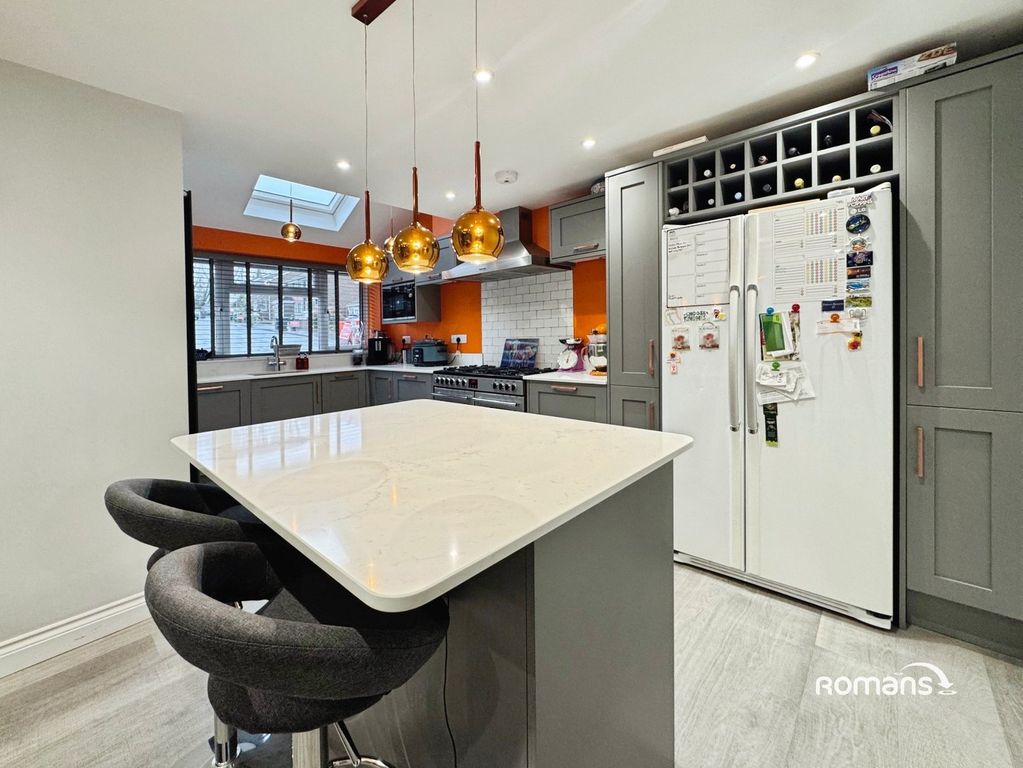 Property photo 3 of 17 Picture No. 06