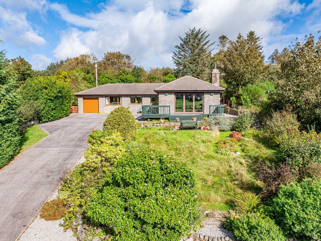 Property photo 1 of 35