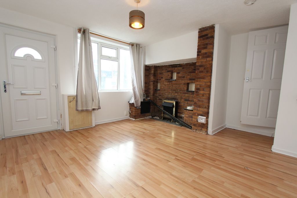 Property photo 3 of 6