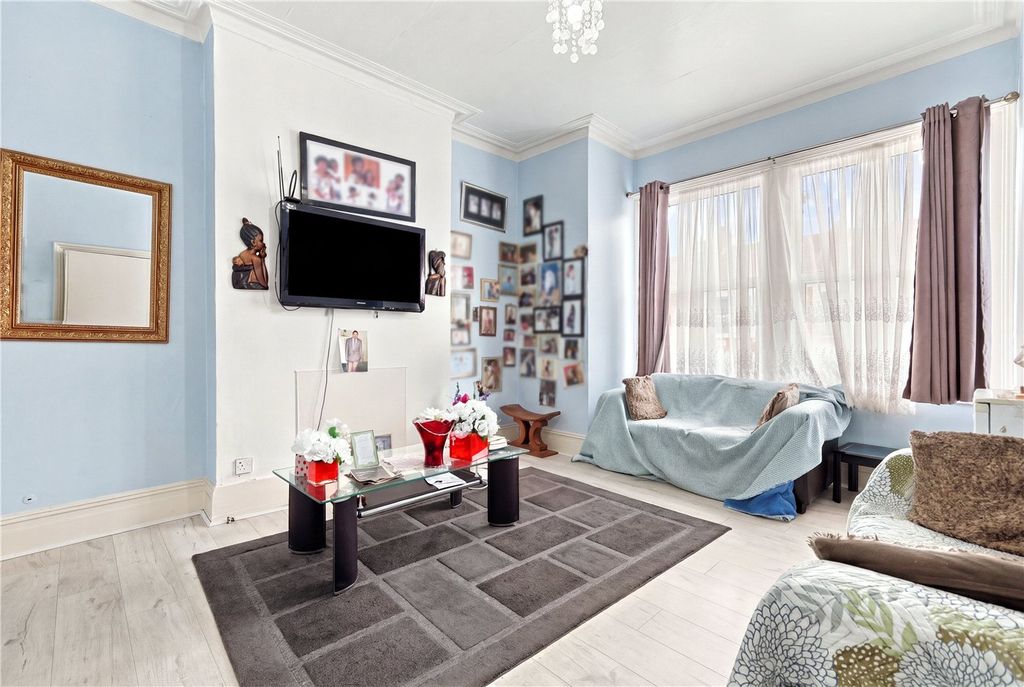 Property photo 2 of 10 Picture No. 04