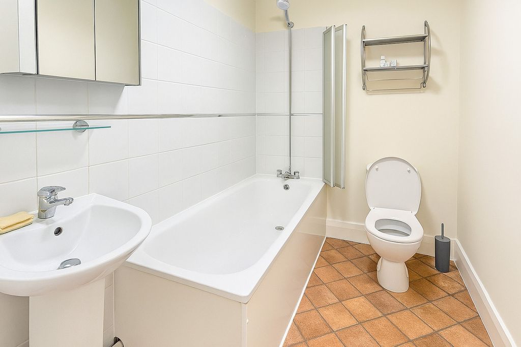 Property photo 2 of 5