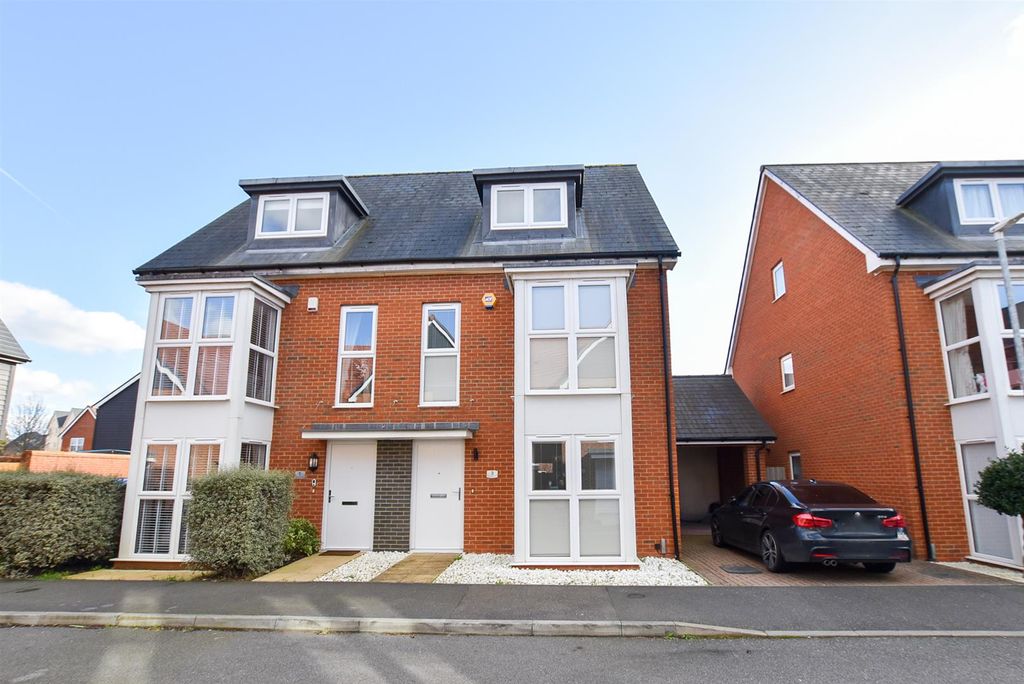 Property photo 1 of 18 Front.Jpg