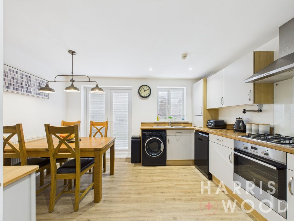 Property photo 2 of 25 4817696