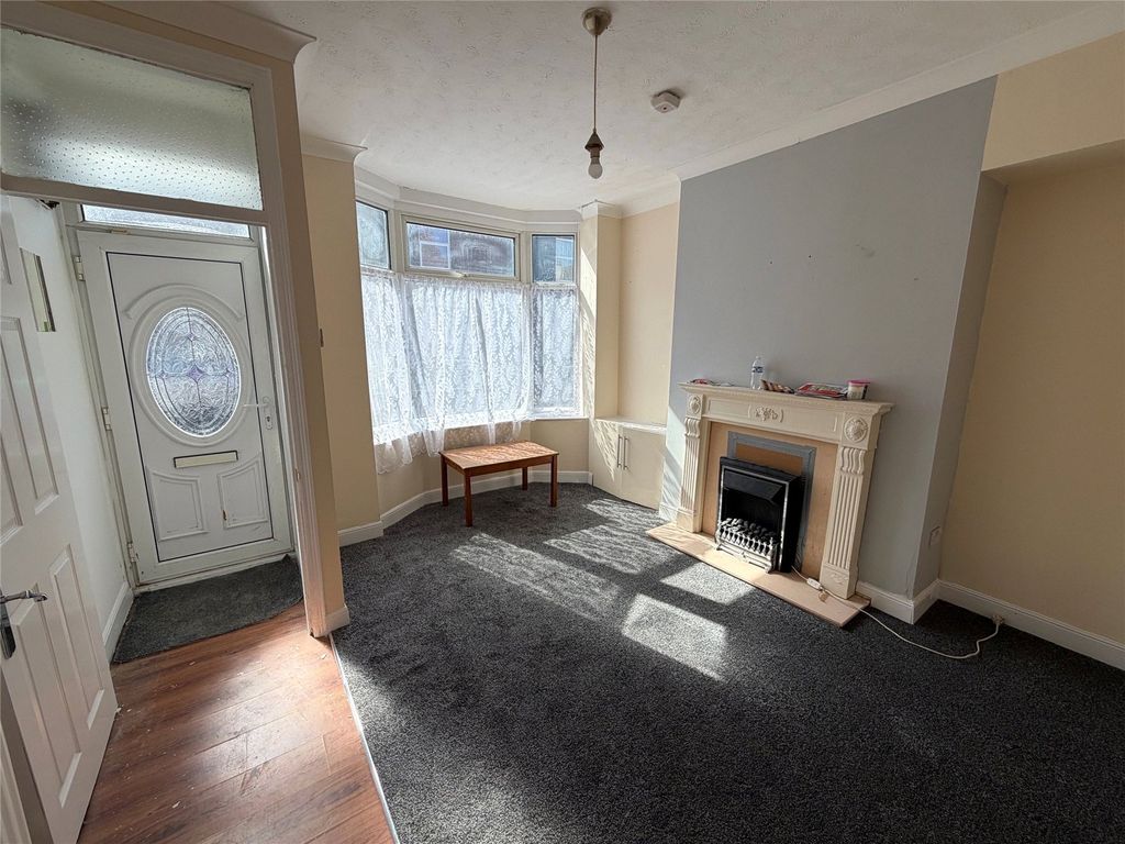 Property photo 2 of 8 Picture No. 01