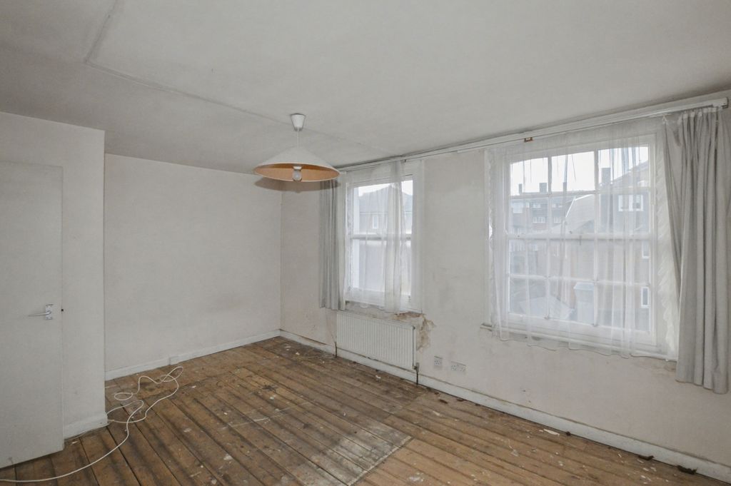 Property photo 2 of 18 Flat 4, 21/23 Harewood Avenue, Marylebone, London, Nw1 6Le