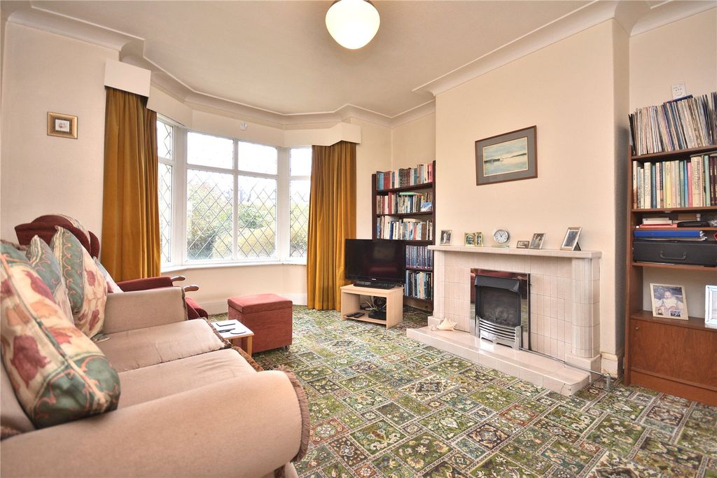 Property photo 2 of 23 Picture No. 44