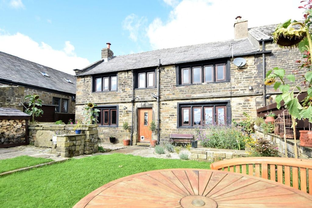 Property photo 1 of 26